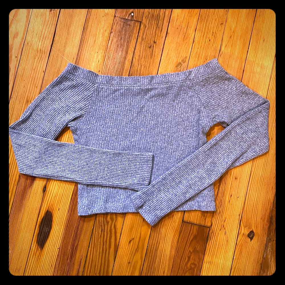 American Eagle Small Long Sleeve T-Shirt